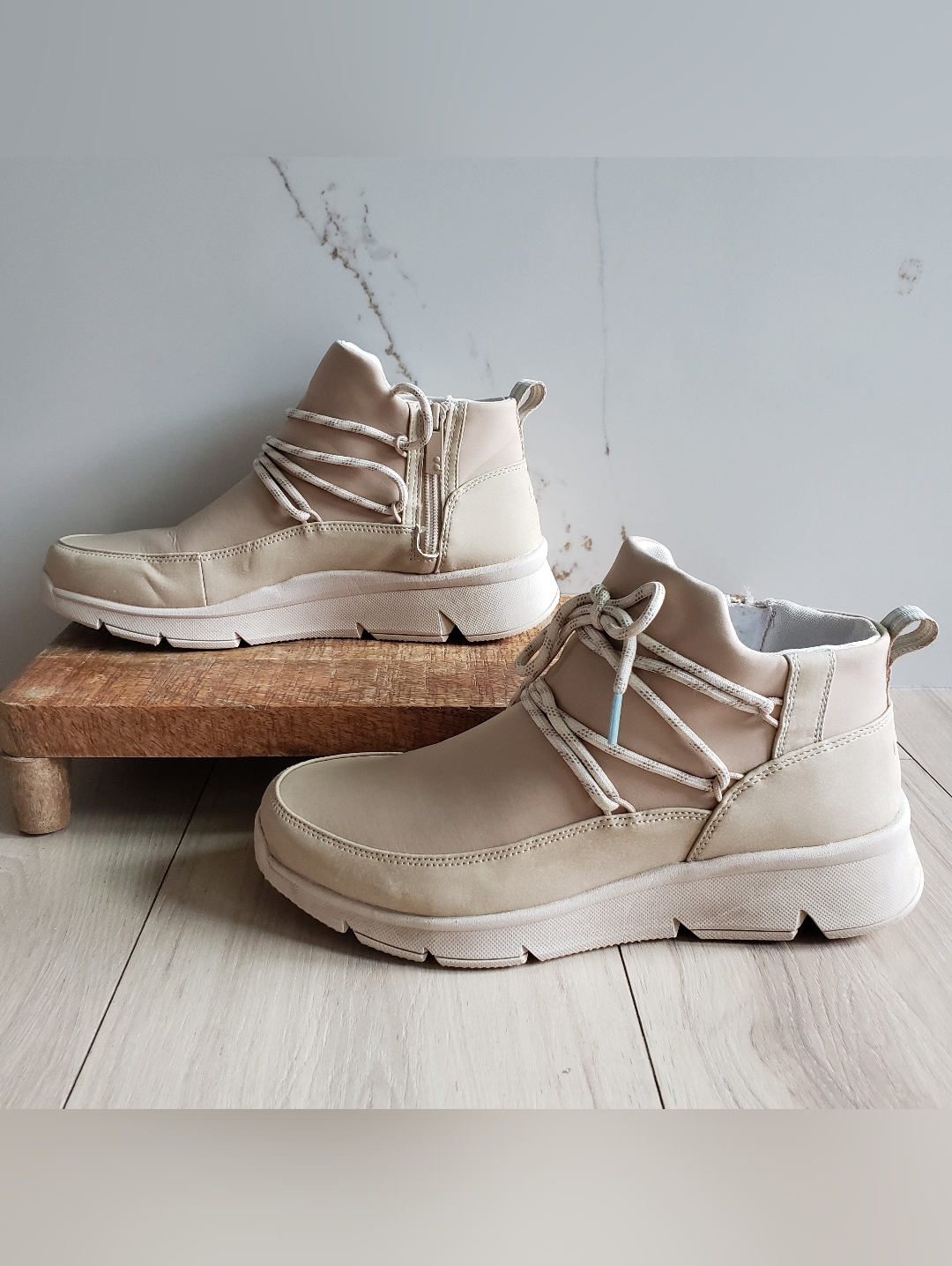 Ryka Beige Tan High-Top Casual Sneakers